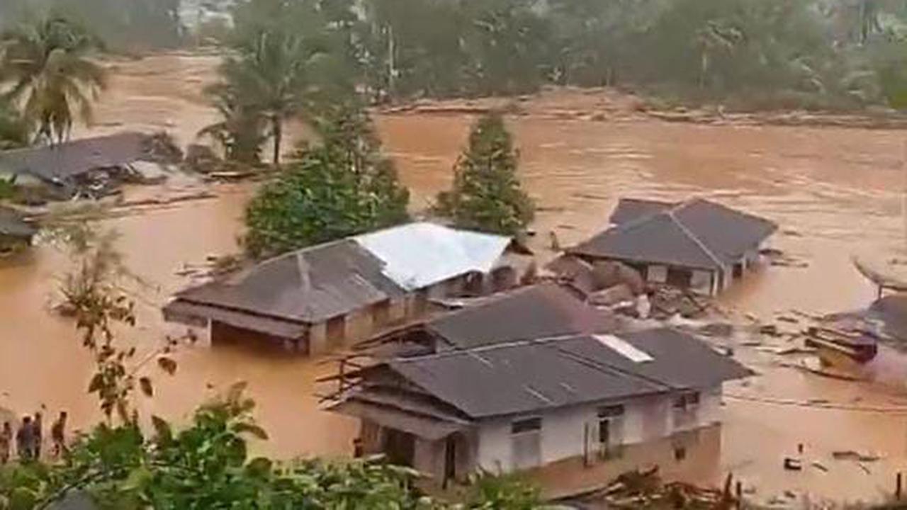 Tujuh Perusahaan Penyebab Bencana Banjir Bandang dan Longsor di Tapanuli