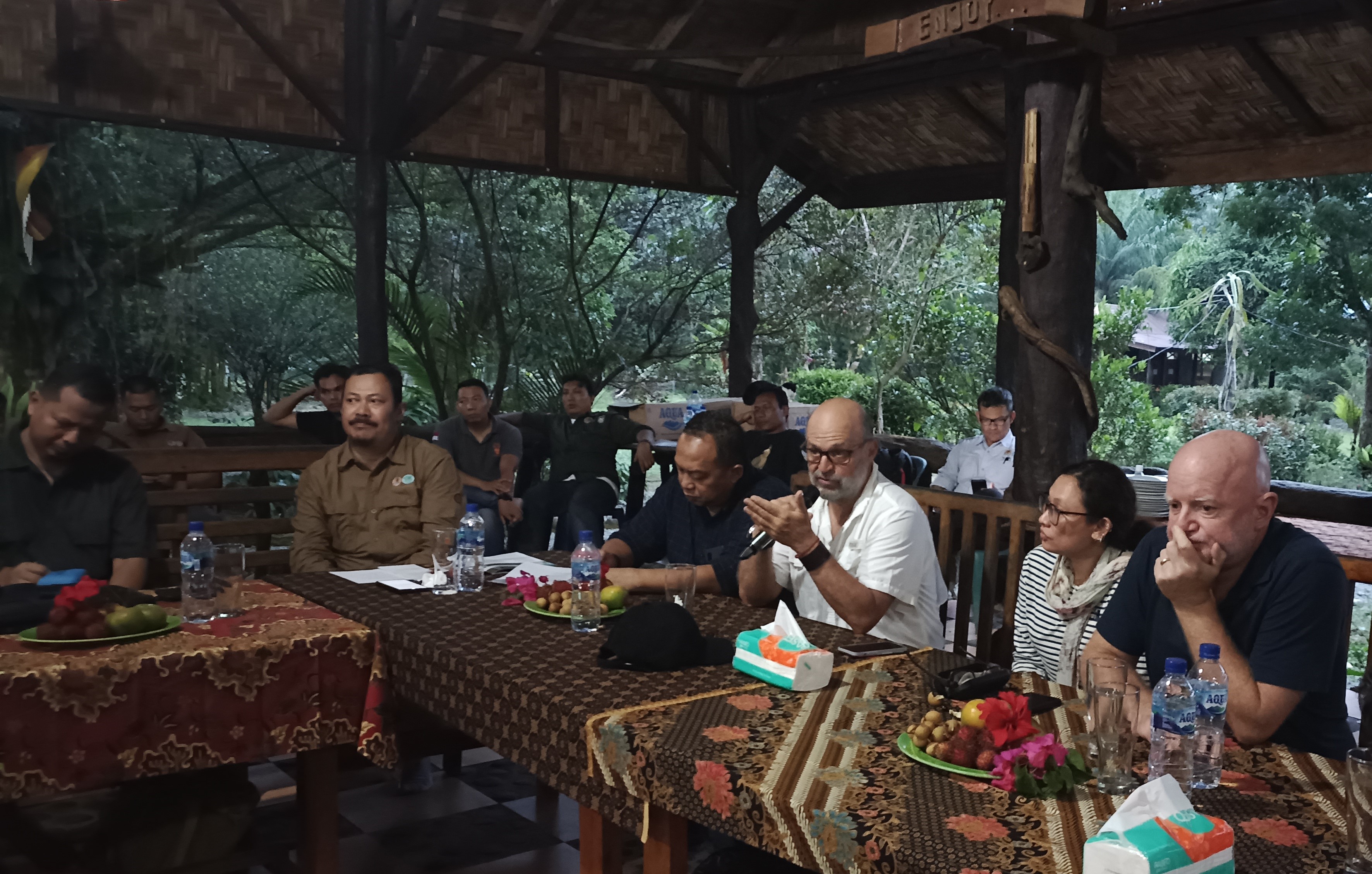 CEO GEF Carlos Manuel Rodriguez Kunjungi Taman Nasional Gunung Leuser di Tangkahan, Langkat