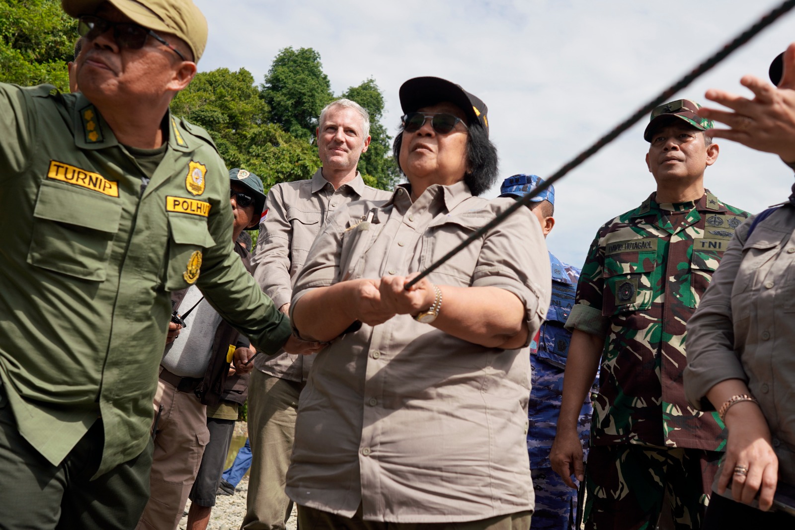 KLHK Lepas Harimau Sumatera Ambar dan Beru ke Taman Nasional Gunung Leuser