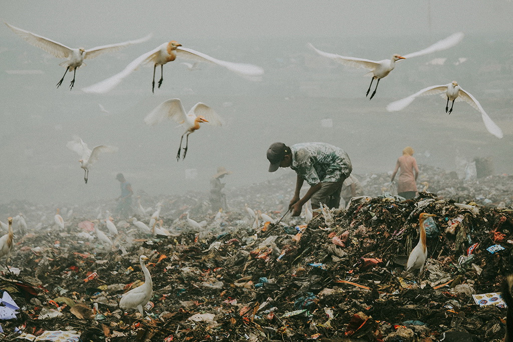 Indonesia Masuk 3 Besar Negara Penyumbang Sampah Plastik Terbesar di Dunia